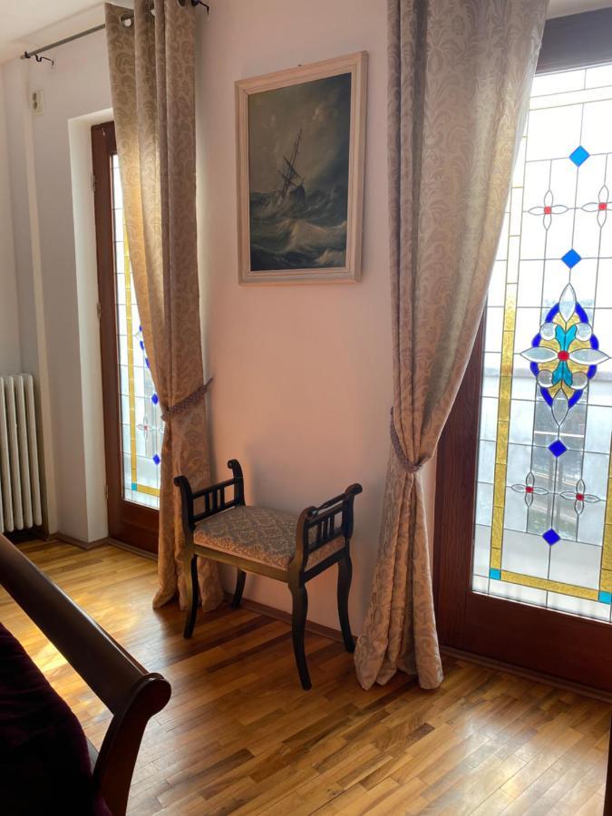 Old Town - Victoriei 2 Apartment Bucharest