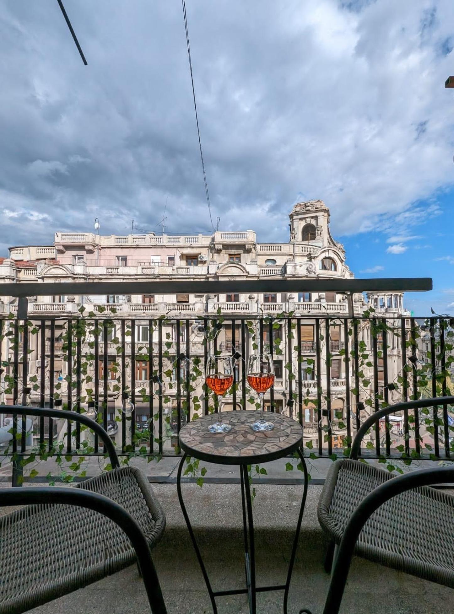 Old Town - Victoriei 2